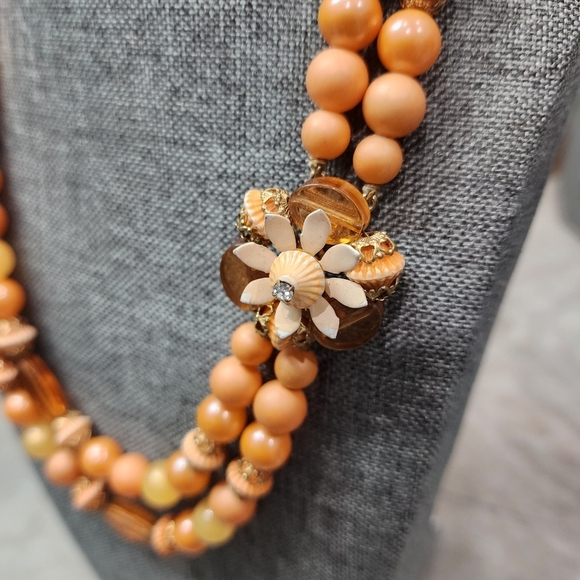 Vintage Double Strand Peach & Amber Bead Necklace w/ Floral Accent - Picture 3 of 10